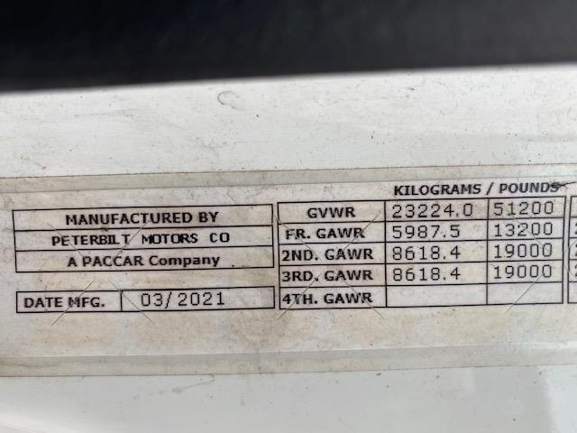 2022 Peterbilt 579-28