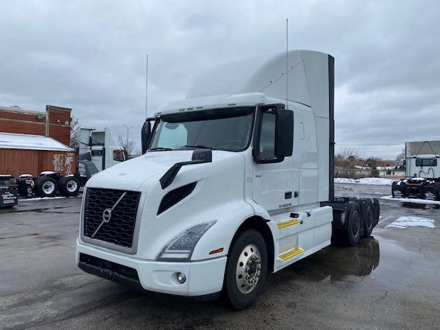 2023 Volvo VNR64T400-1