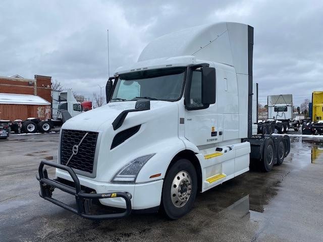 2023 Volvo VNR64T400-0