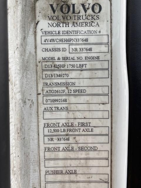 2023 Volvo VNR64T400-29