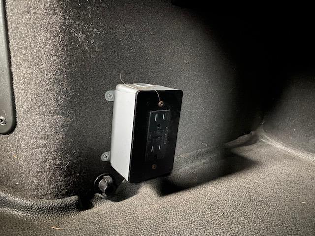 2023 Volvo VNR64T400-25