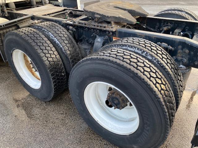 2020 Freightliner Cascadia-4