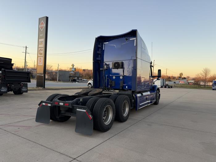 2022 Peterbilt 579-5