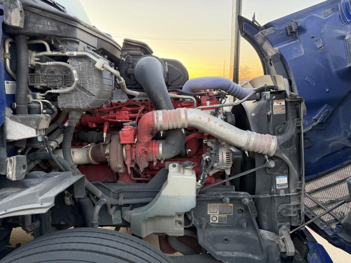 2022 Peterbilt 579-10