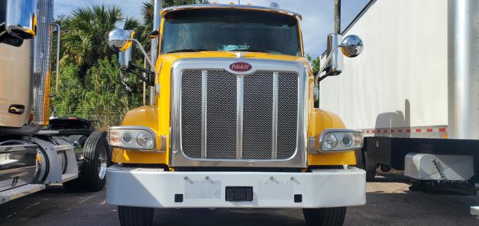 2022 Peterbilt 567-1