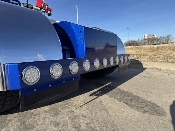 2026 Peterbilt 589-25