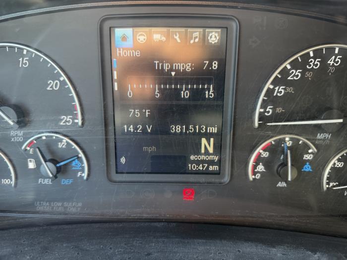 2022 Freightliner Cascadia-10