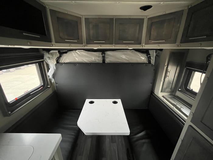 2026 Peterbilt 579-17