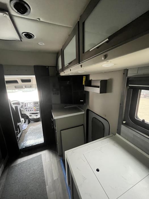 2026 Peterbilt 579-22