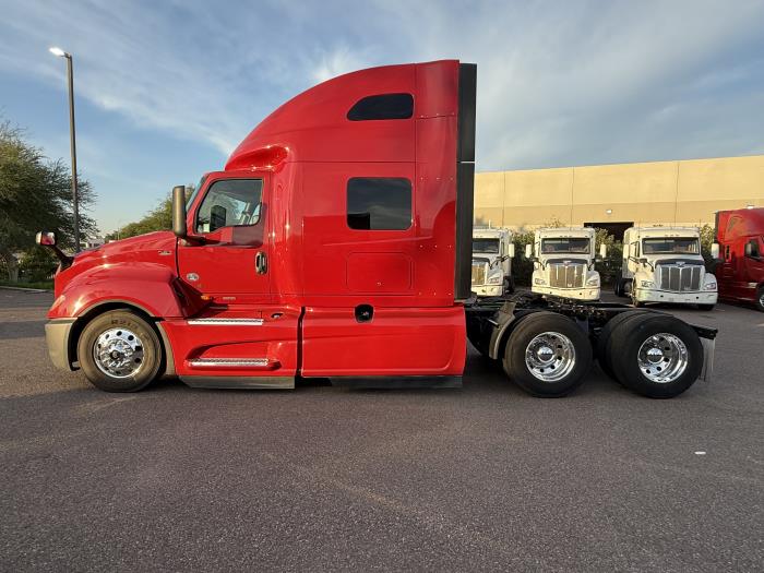 2022 International LT625-2
