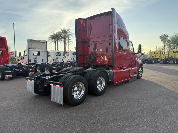 2022 International LT625-5