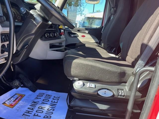 2022 Peterbilt 579-15