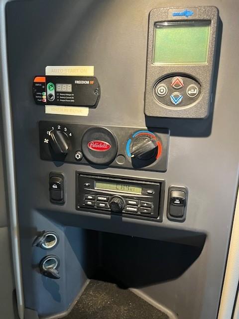 2022 Peterbilt 579-23