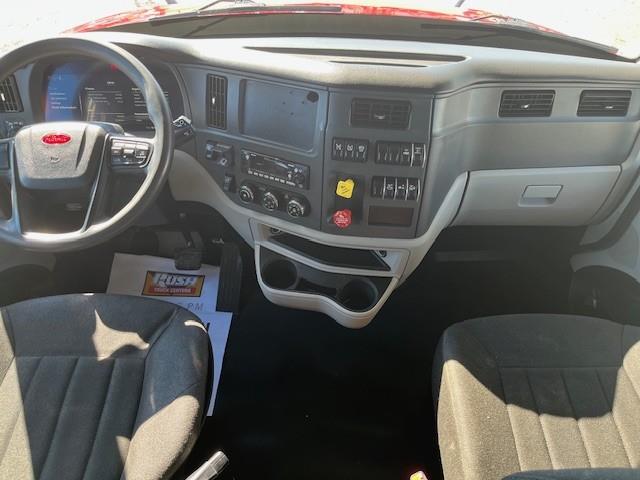 2022 Peterbilt 579-24