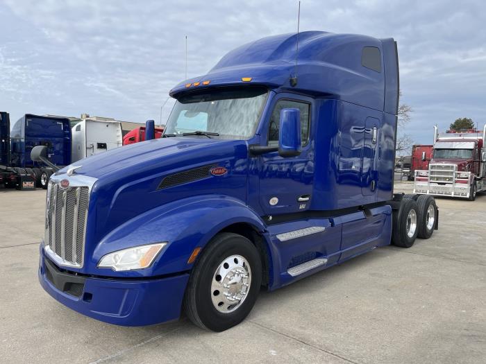 2022 Peterbilt 579-1