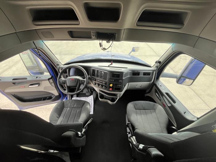 2022 Peterbilt 579-20