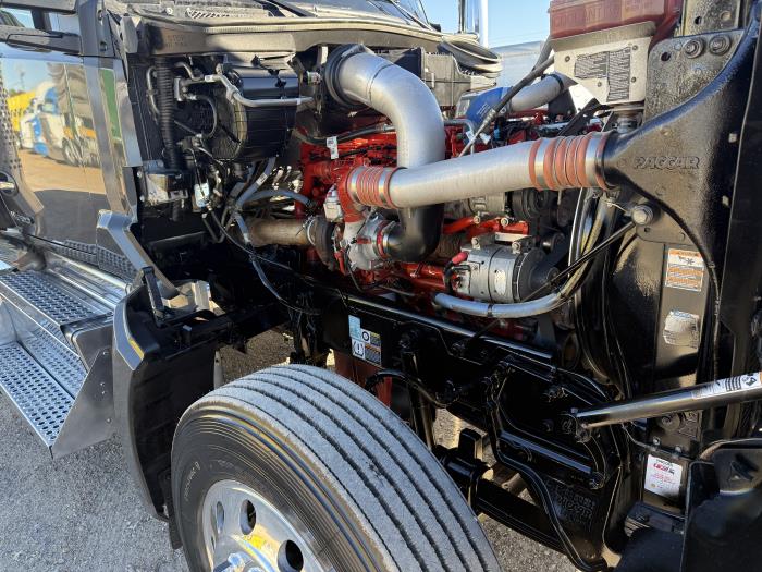 2022 Kenworth W990-21