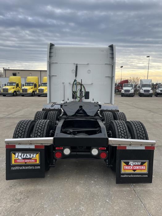 2022 Peterbilt 579-4