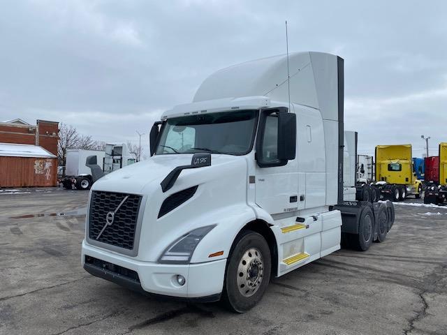 2023 Volvo VNR64T400-1