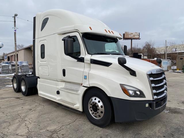 2020 Freightliner Cascadia-9