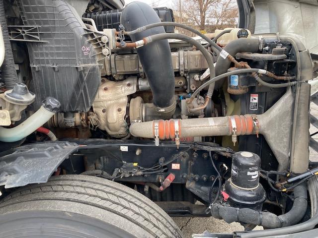 2020 Freightliner Cascadia-12