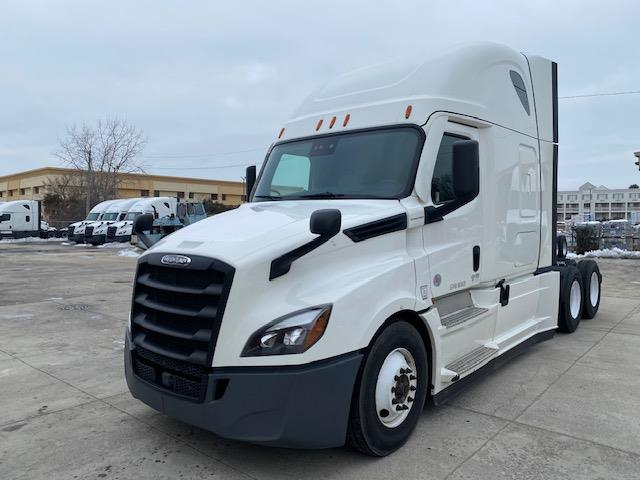 2020 Freightliner Cascadia-1