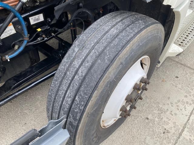 2020 Freightliner Cascadia-10