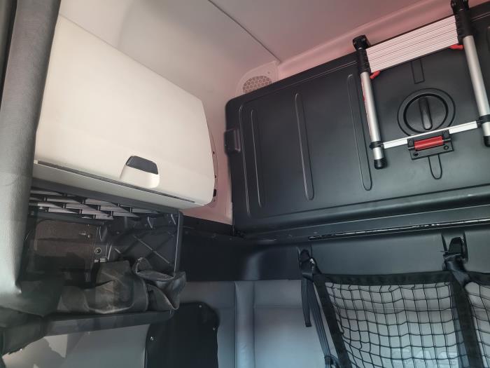 2022 Freightliner Cascadia-22