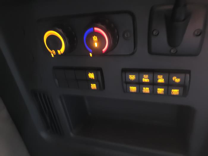 2022 Freightliner Cascadia-25