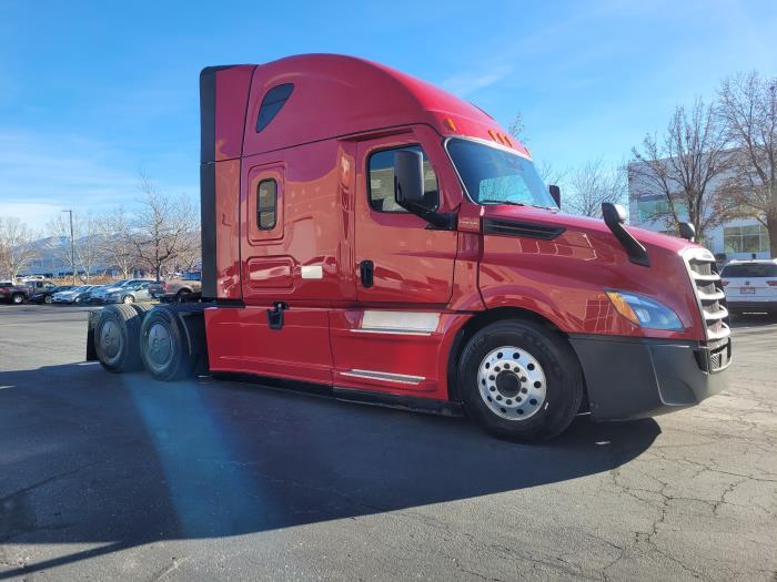 2022 Freightliner Cascadia-3