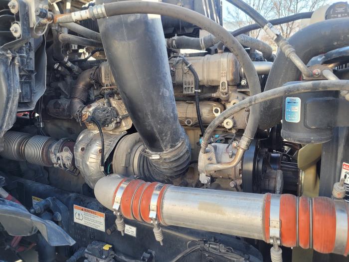 2022 Freightliner Cascadia-8