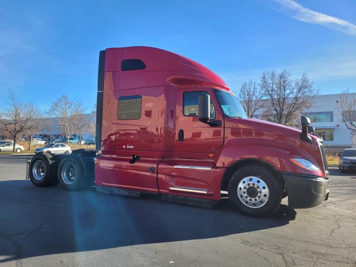 2022 International LT625-3