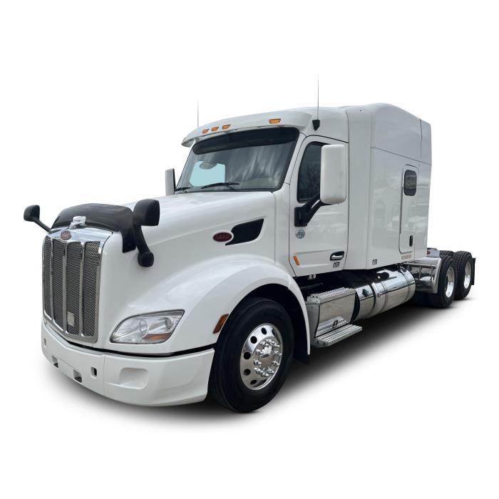 2022 Peterbilt 579-0