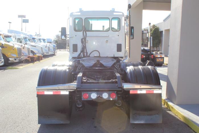 2023 Kenworth T880-4