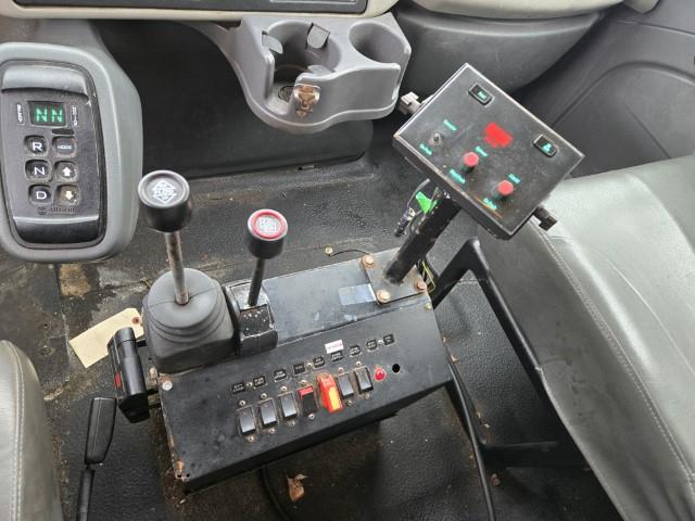 2012 International 7400-11