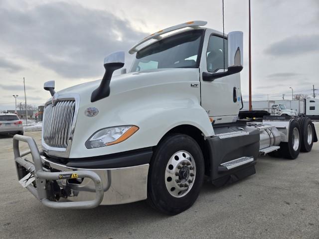 2022 International LT625-1