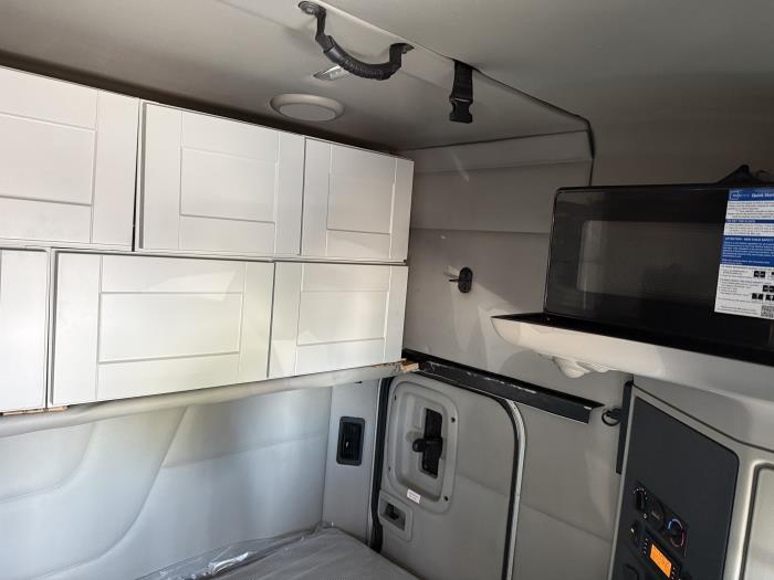 2020 Peterbilt 579-25