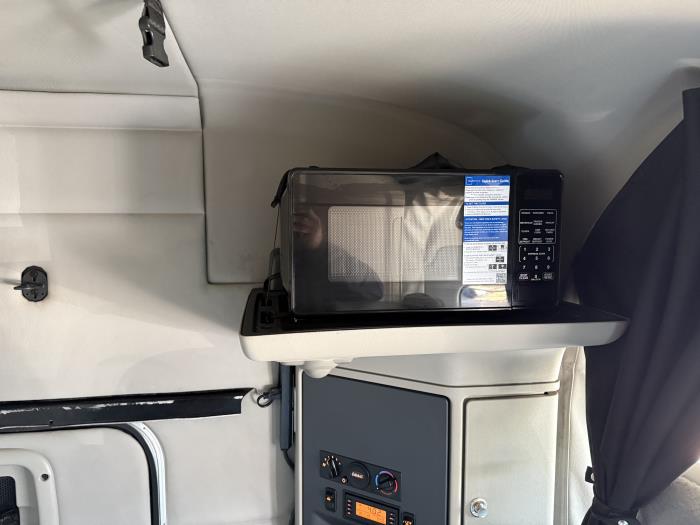 2020 Peterbilt 579-26