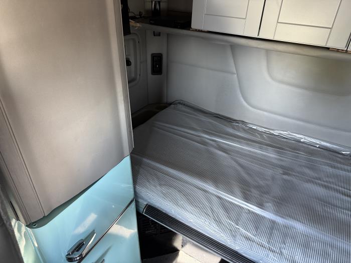 2020 Peterbilt 579-33