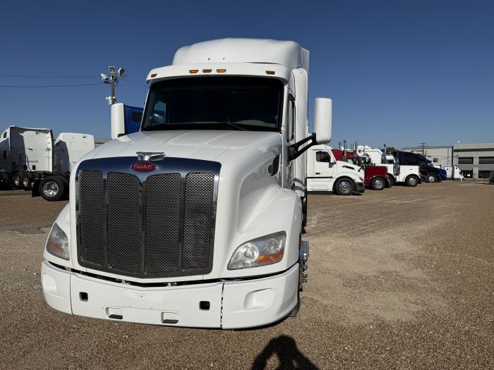 2020 Peterbilt 579-40