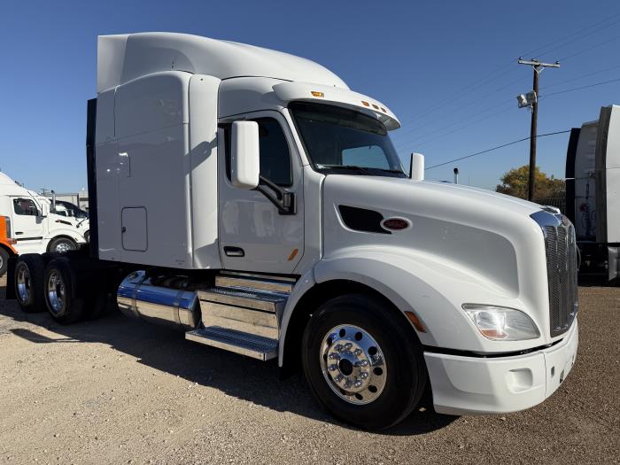 2020 Peterbilt 579-2