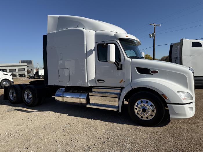 2020 Peterbilt 579-46