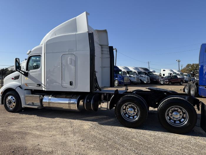 2020 Peterbilt 579-63