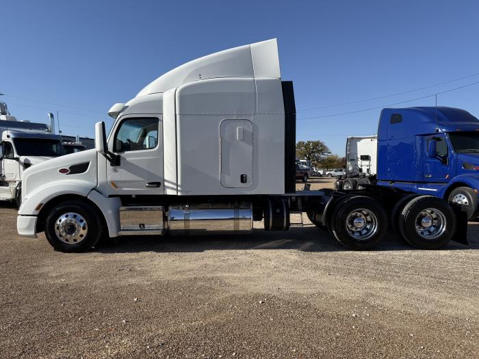 2020 Peterbilt 579-66