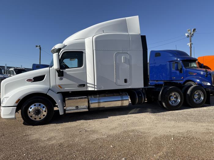 2020 Peterbilt 579-67