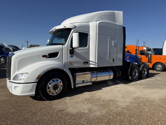 2020 Peterbilt 579-69