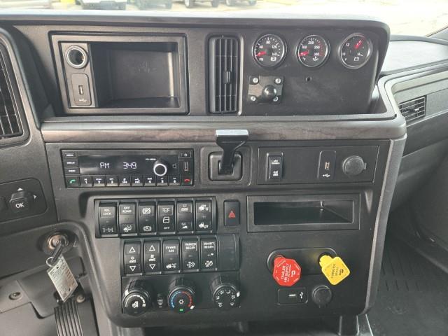 2024 International LT625-14