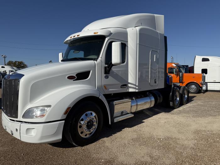 2020 Peterbilt 579-70