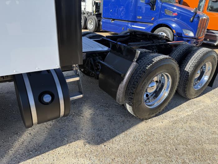 2020 Peterbilt 579-73