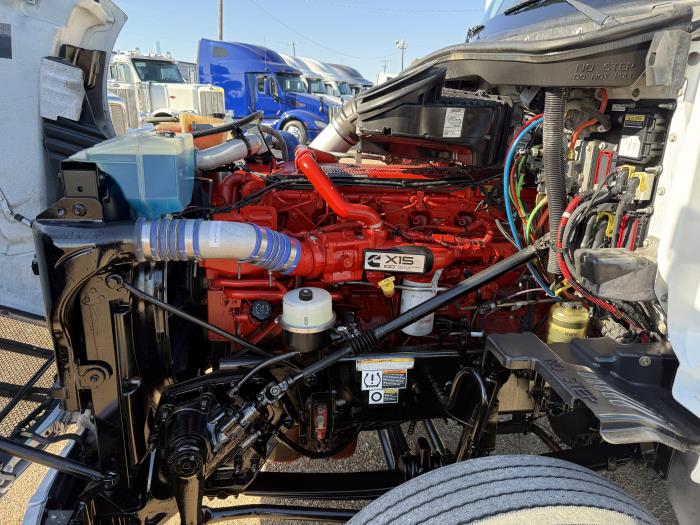 2020 Peterbilt 579-82